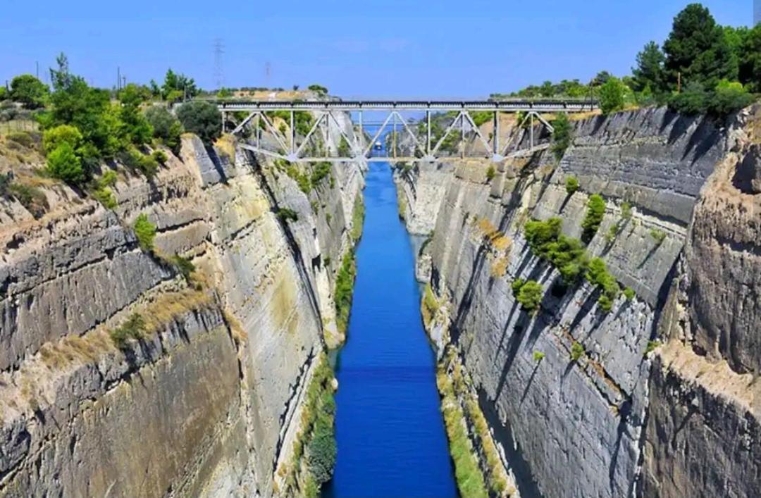 شقة Λουτράκι Κέντρο الغرفة الصورة